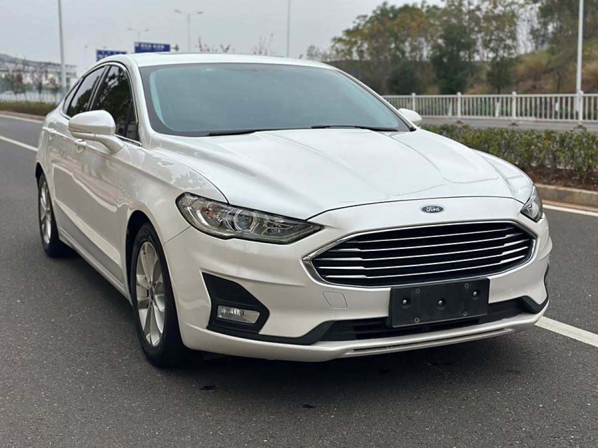 福特 蒙迪歐  2018款 EcoBoost 180 智控時(shí)尚型 國(guó)VI圖片