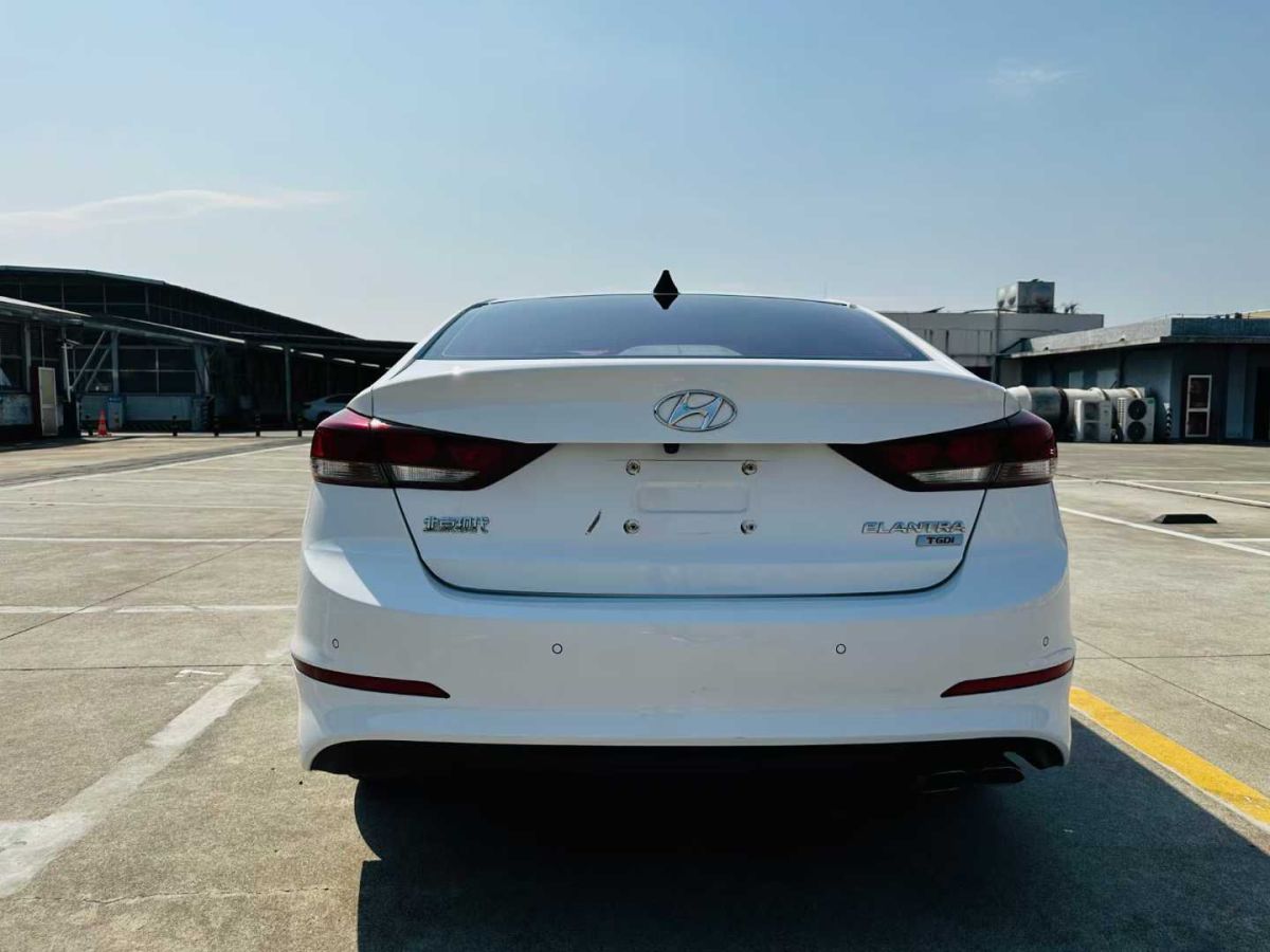 現(xiàn)代 領(lǐng)動  2019款 1.4T 雙離合炫動?旗艦型圖片