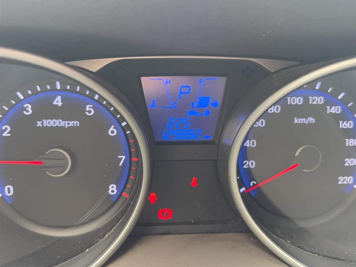 現(xiàn)代 ix35  2013款 2.0L 自動兩驅智能型GLS 國IV圖片