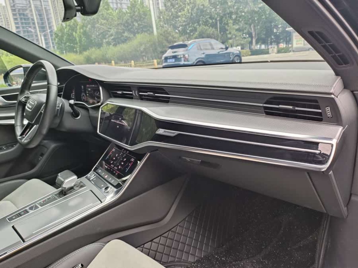 奧迪 奧迪A6L  2019款 45 TFSI 臻選動感型圖片