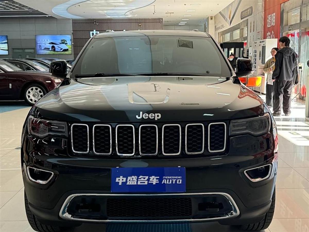 2023年5月Jeep 大切諾基  2020款 3.0L 專(zhuān)業(yè)導(dǎo)航版