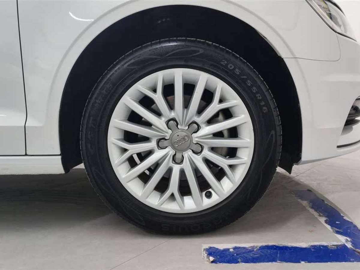 奧迪 奧迪A3  2015款 Limousine 35 TFSI 百萬紀(jì)念智領(lǐng)型圖片