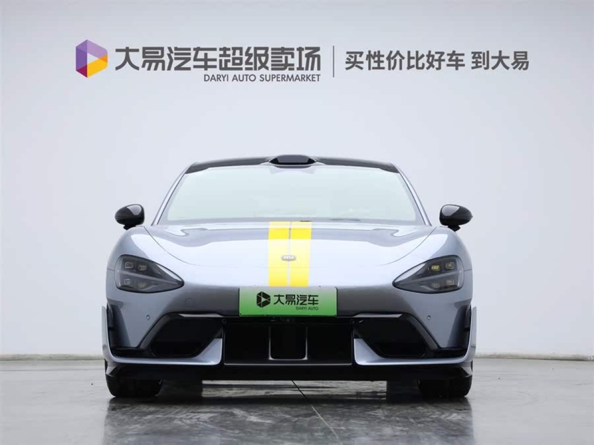 小米 小米SU7  2024款 700km 后驅(qū)標準創(chuàng)始版圖片