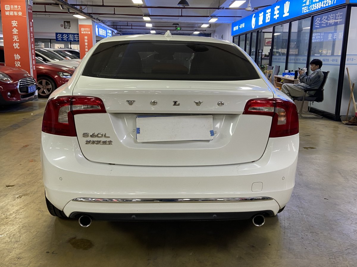 沃爾沃 S60  2015款 L 2.0T 智遠(yuǎn)版圖片