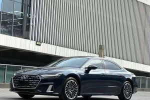 奧迪A7L 奧迪 45 TFSI S-line 筑夢青春版