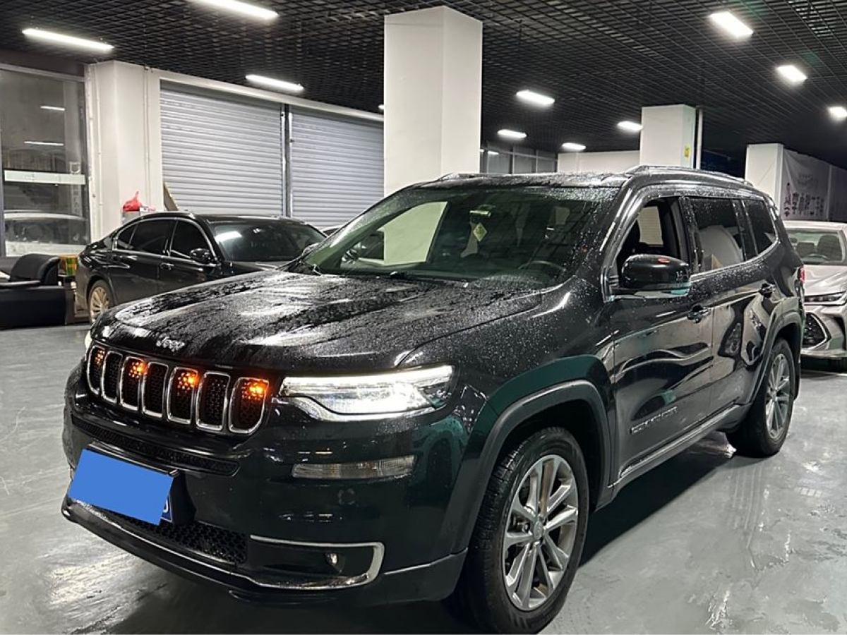 Jeep 指揮官  2018款 2.0T 四驅(qū)臻享版 國(guó)VI圖片