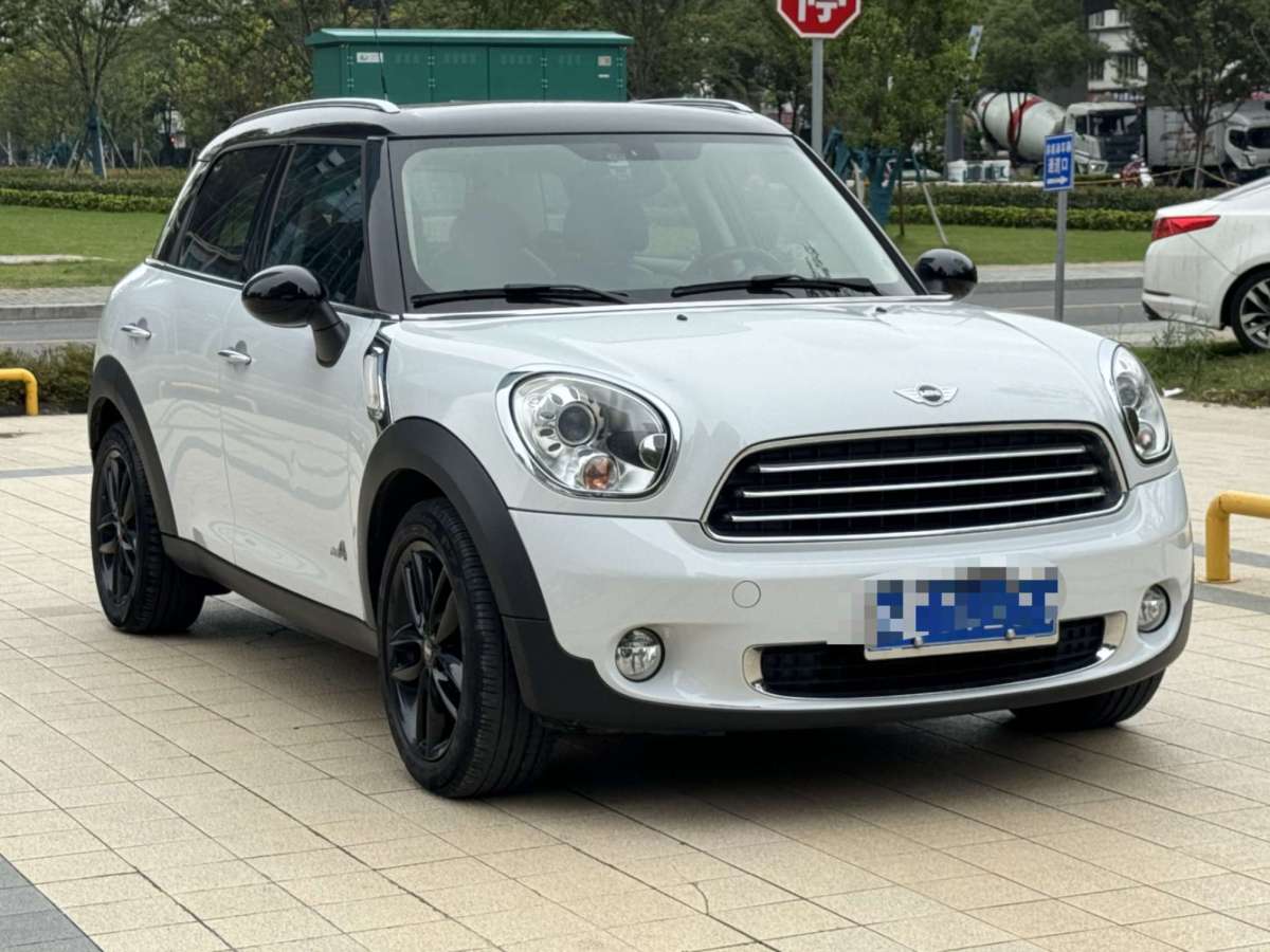 2014年2月MINI COUNTRYMAN  2013款 1.6T COOPER S ALL4 滑雪版