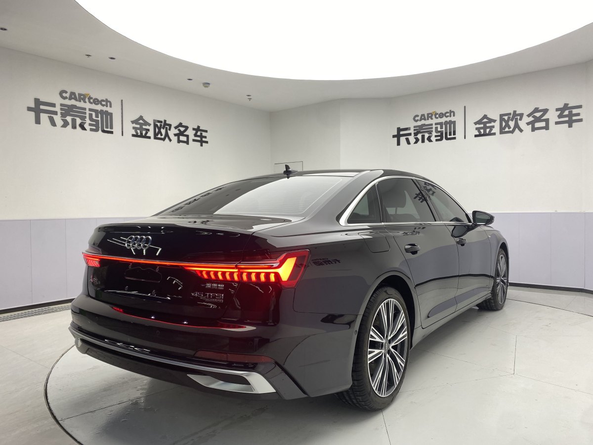 奧迪 奧迪A6L  2024款 45 TFSI quattro 臻選動(dòng)感型圖片