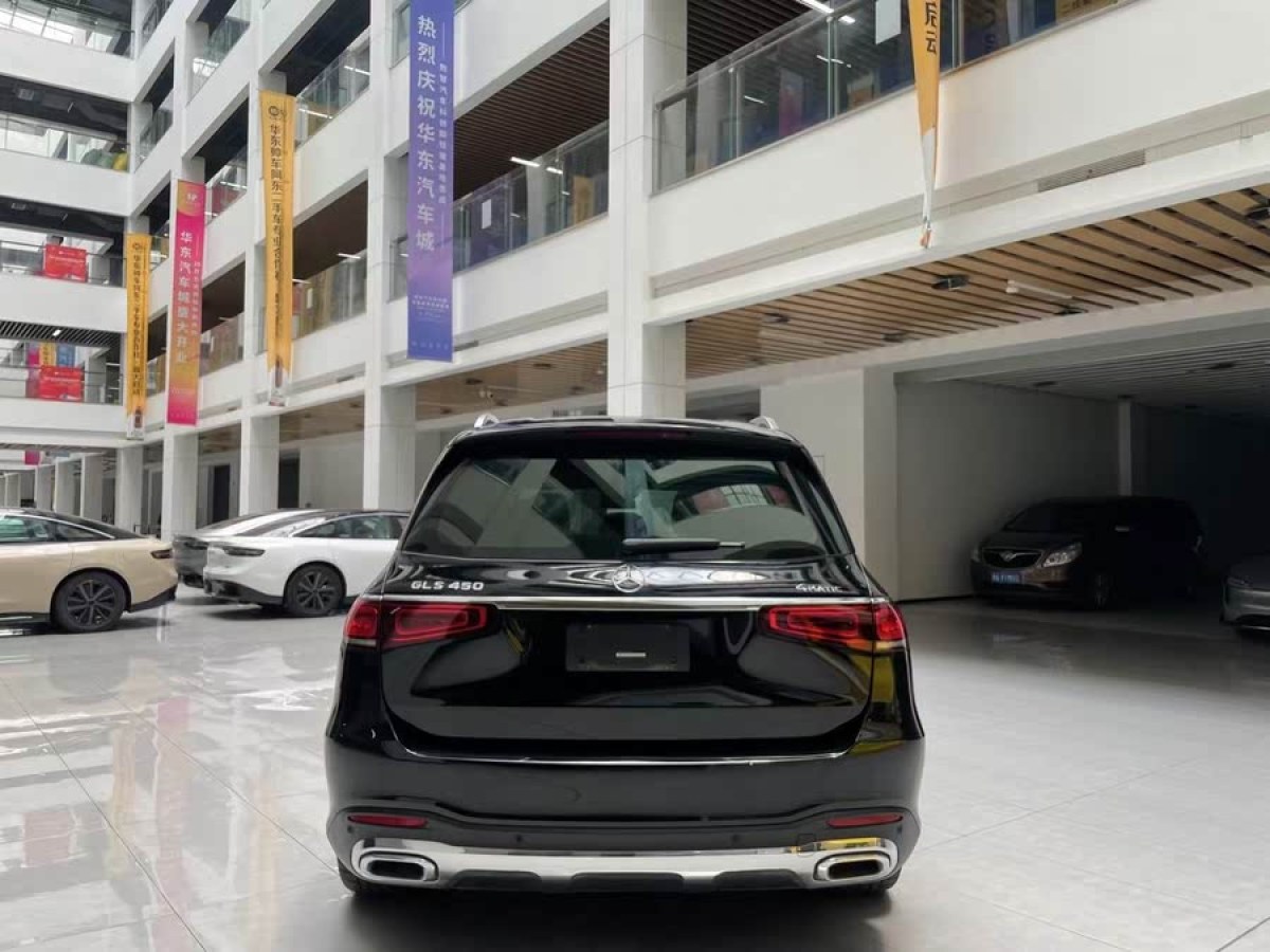 奔馳 奔馳GLS  2022款 改款 GLS 450 4MATIC 豪華型圖片
