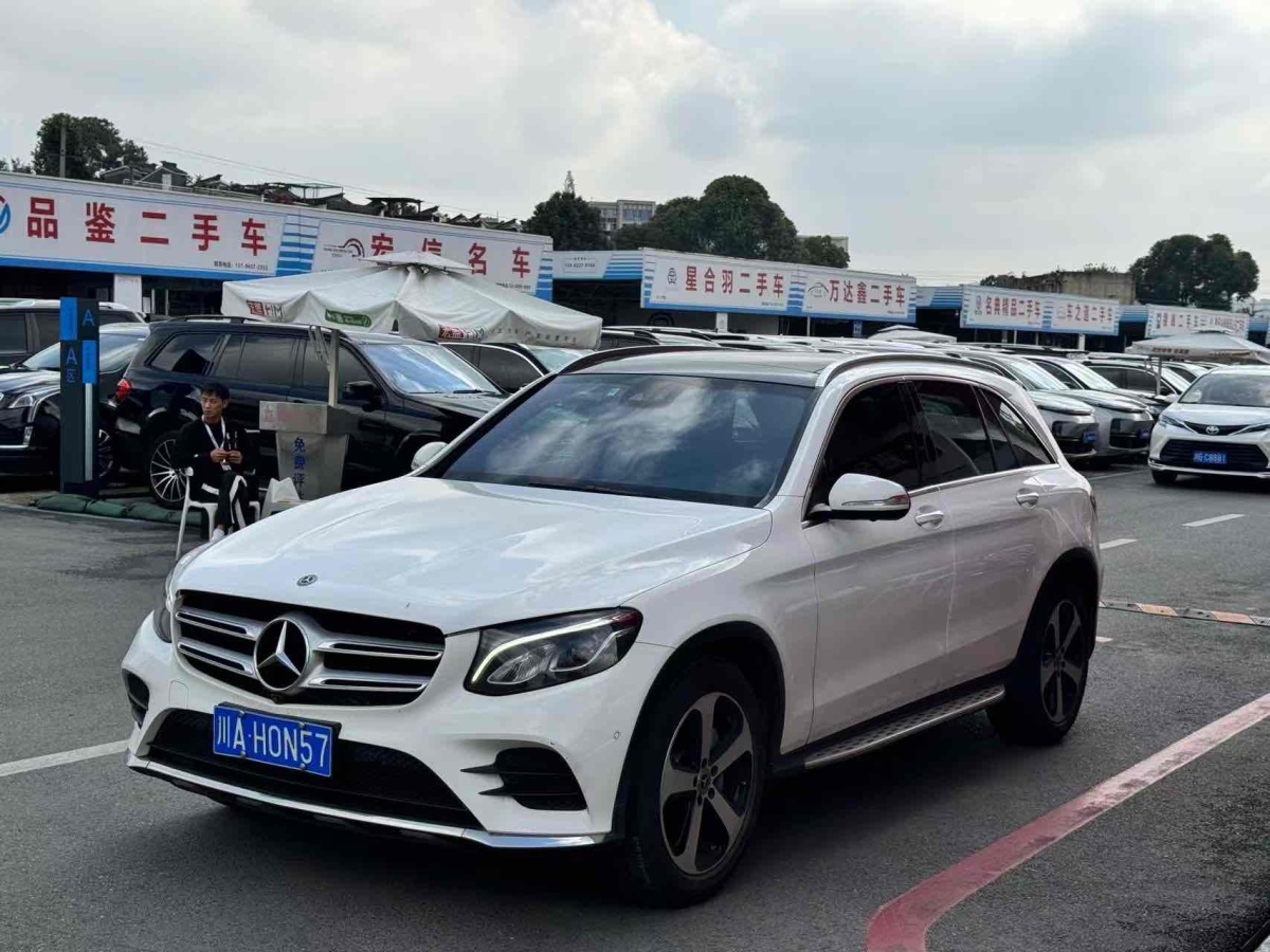 奔馳 奔馳GLC  2018款 改款 GLC 260 4MATIC 豪華型圖片