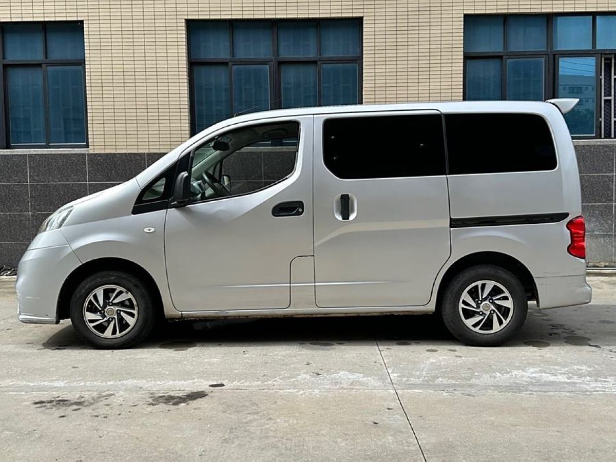 日產(chǎn) NV200  2016款 改款 1.6L CVT豪華型圖片