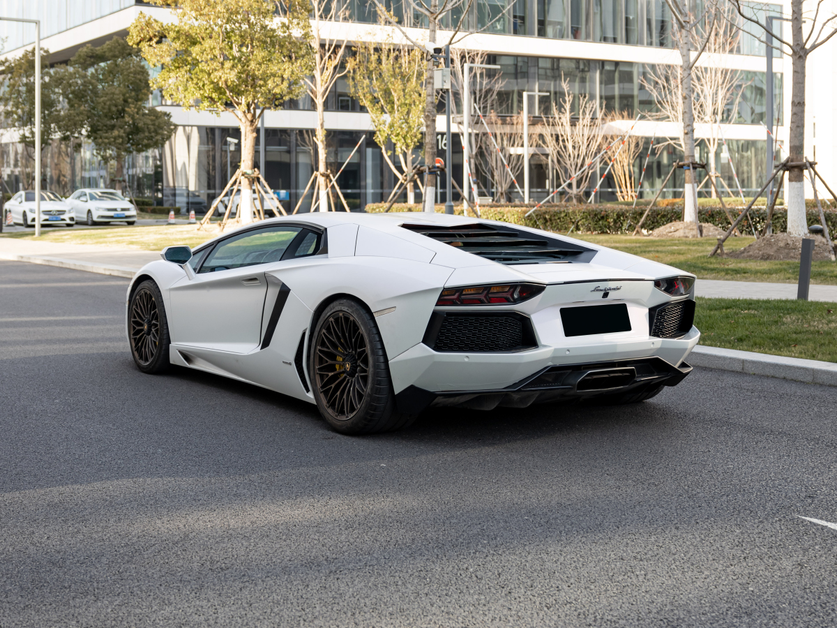 蘭博基尼 Aventador  2011款 LP 700-4圖片