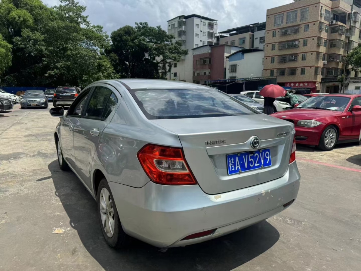 中华 H230  2012款 1.5L 手动舒适型图片