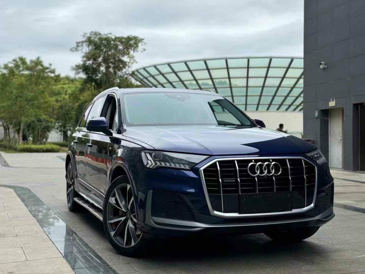 2021年9月奧迪 奧迪Q7  2021款 45 TFSI quattro S line豪華型