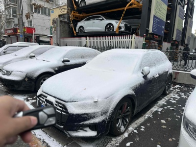 2021年10月 奧迪 奧迪A4(進(jìn)口) allroad quattro 探索家覓境版圖片