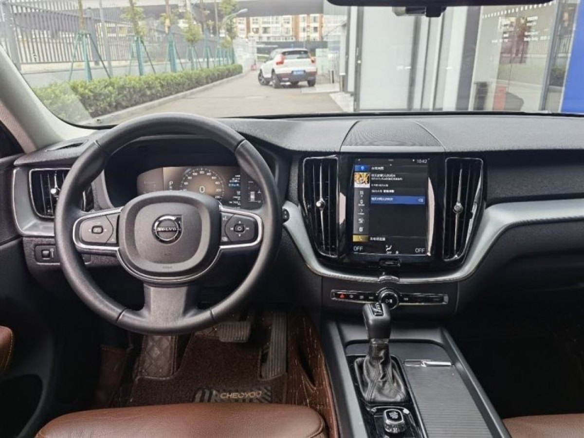 沃尔沃 xc60 2019款 t5 四驱智逸版 国vi图片