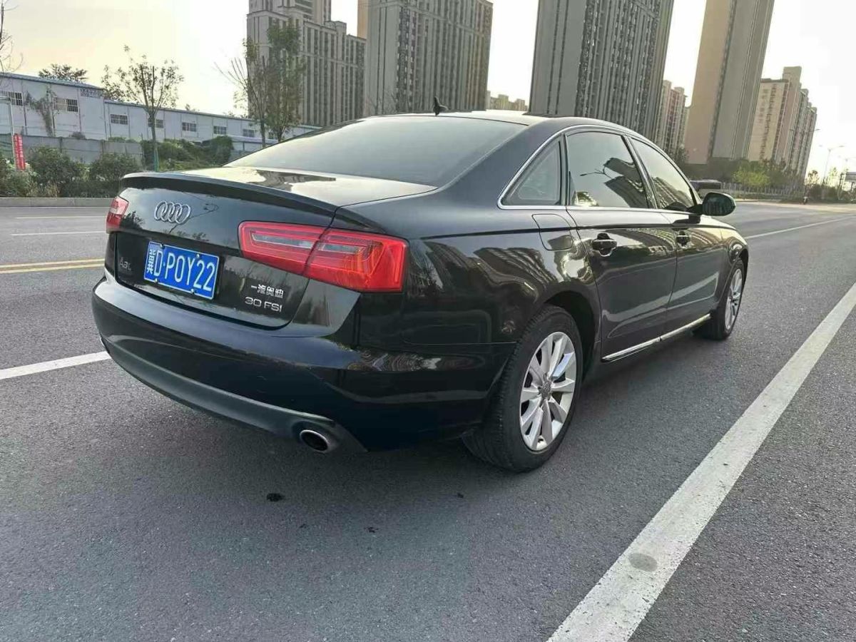 奧迪 奧迪A6L  2012款 A6L 2.8FSI 35FSI Quattro豪華型圖片