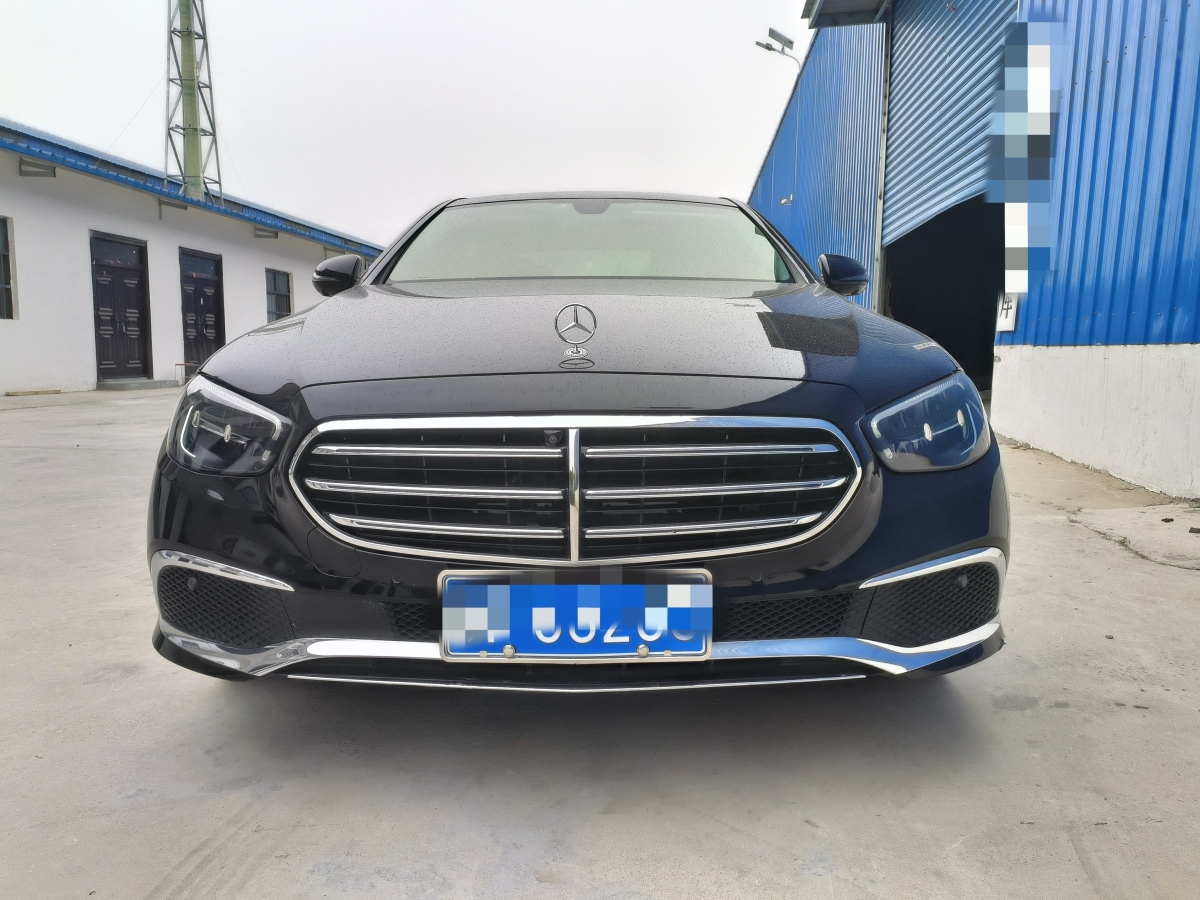 奔馳 奔馳E級(jí)  2022款 改款二 E 300 L 時(shí)尚型圖片