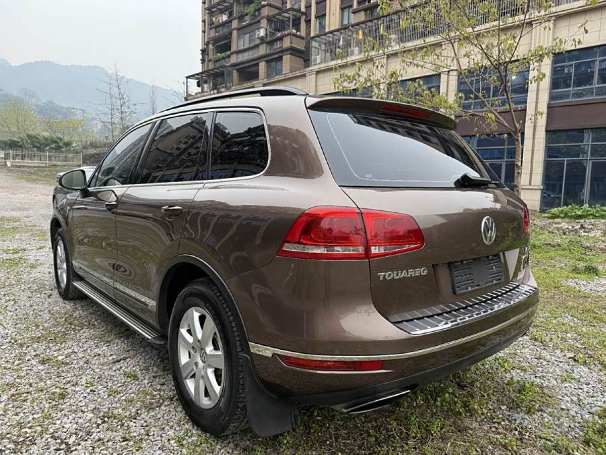 大眾 途銳  2011款 3.0TDI 柴油舒適型圖片