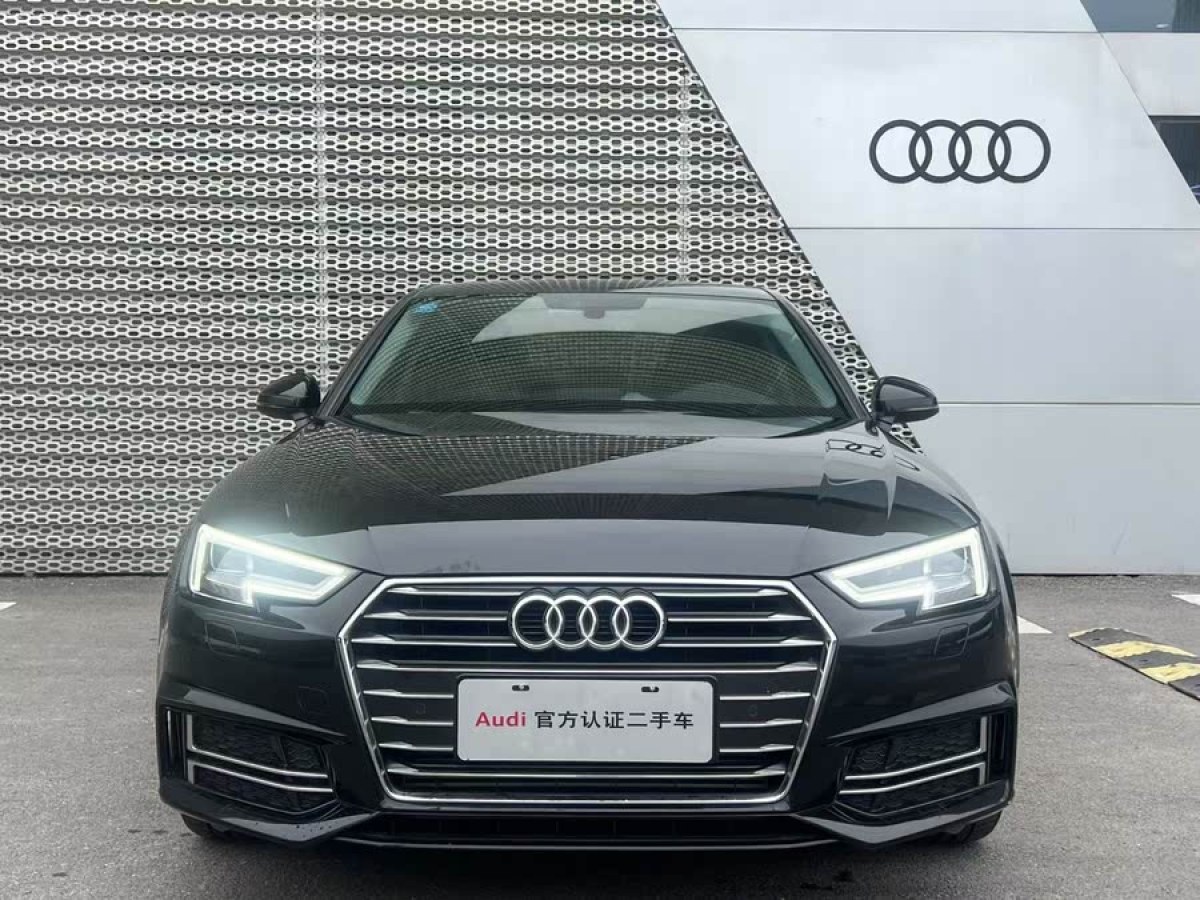 奧迪 奧迪A4L  2019款 40 TFSI 進(jìn)取型 國(guó)VI圖片