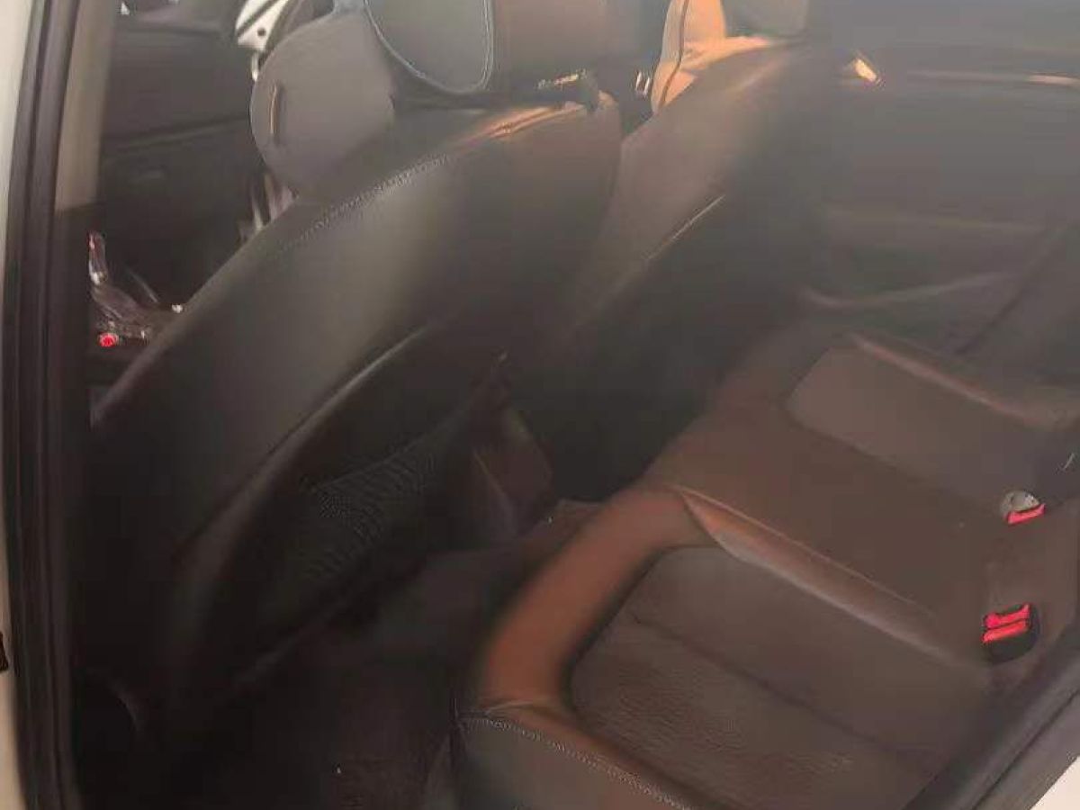 奧迪 奧迪A3  2020款 Limousine 35 TFSI 進(jìn)取型圖片
