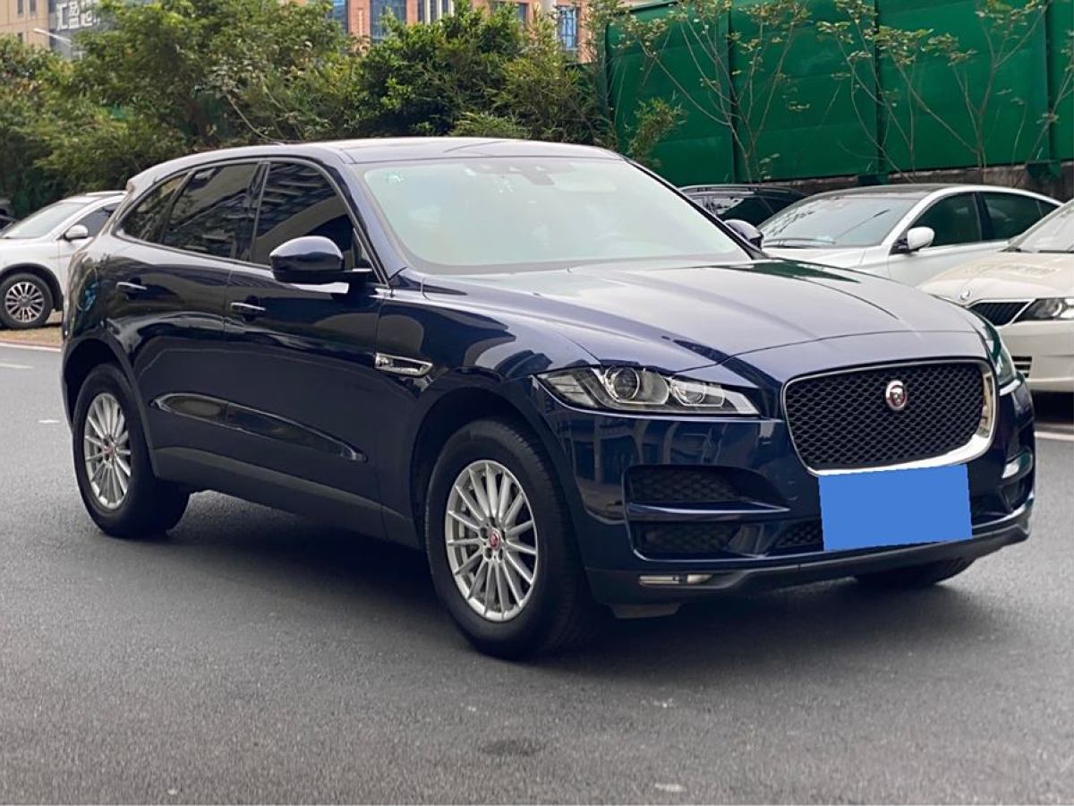 2017年8月捷豹 F-PACE  2016款 2.0T 兩驅(qū)都市尊享版