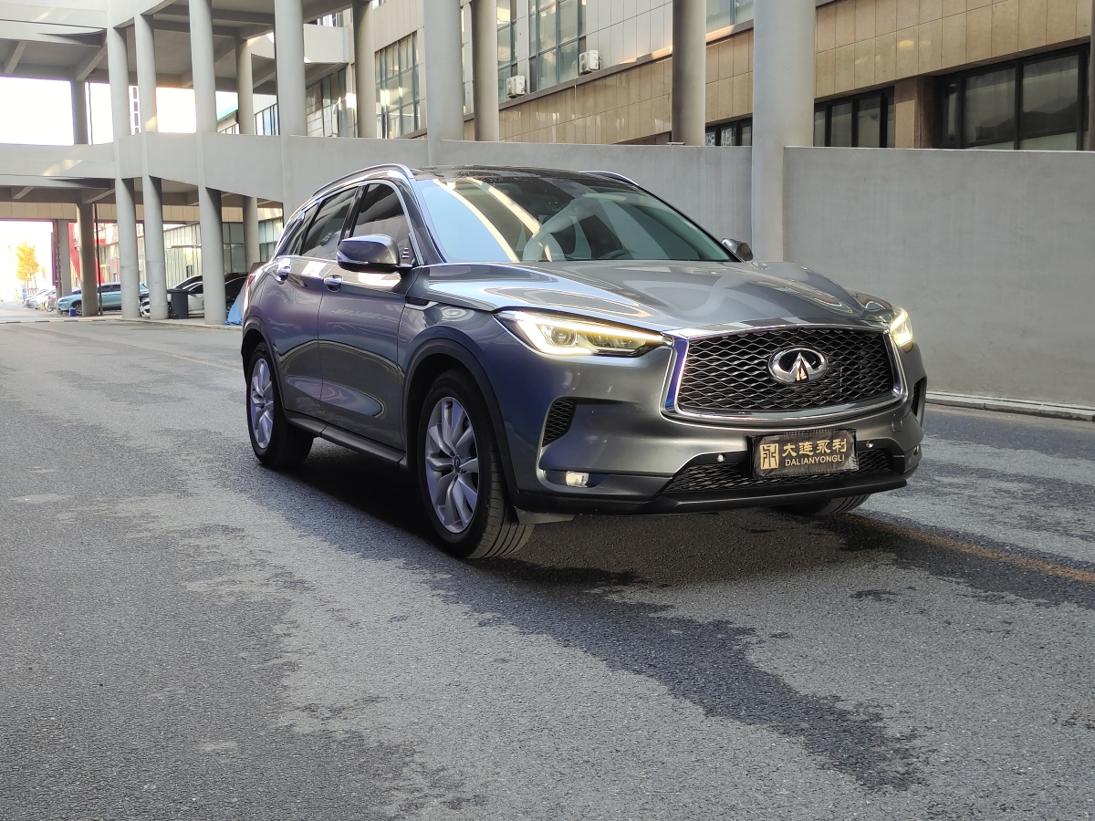 英菲尼迪 QX50  2018款 2.0T 四驅(qū)菁英版圖片