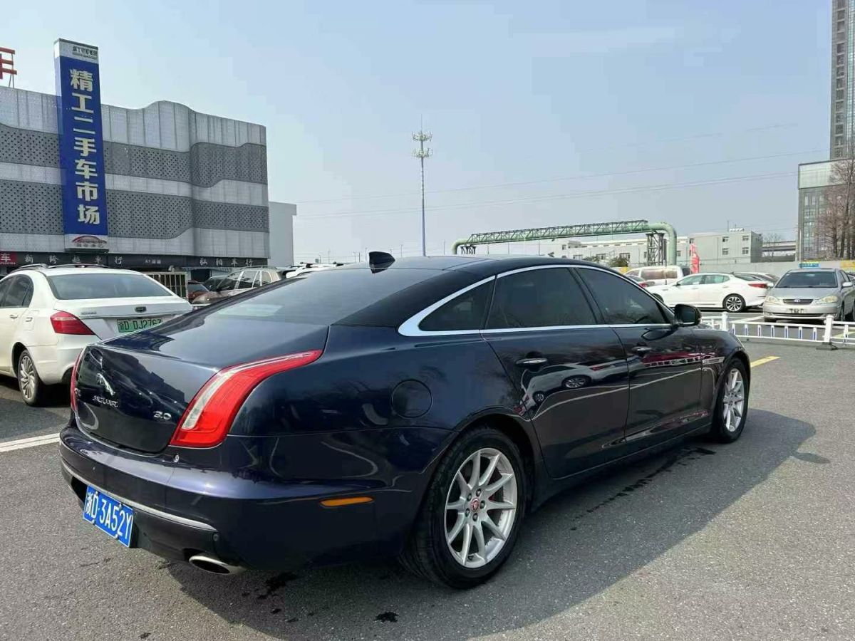 捷豹 XJ  2018款 XJL 3.0 SC 兩驅(qū)全景商務(wù)版圖片