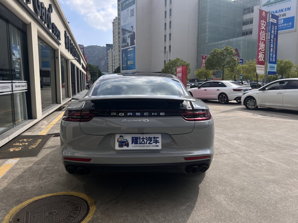 保時(shí)捷 Panamera  2019款 Panamera 4 行政加長(zhǎng)版 2.9T圖片