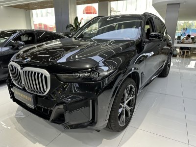 2024年5月 宝马 宝马X5 xDrive 30Li 尊享型M运动曜夜套装图片