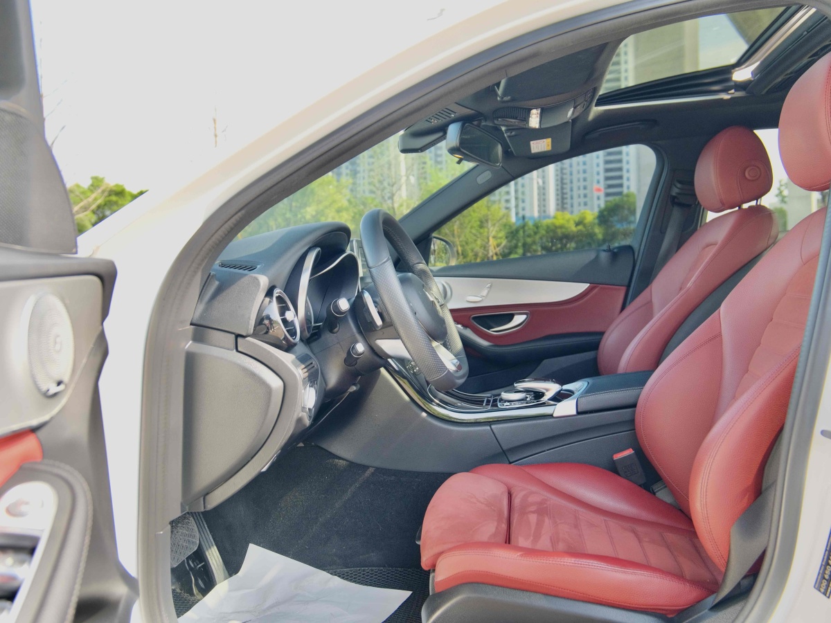 2018年6月奔驰 奔驰C级  2018款 C 200 成就特别版