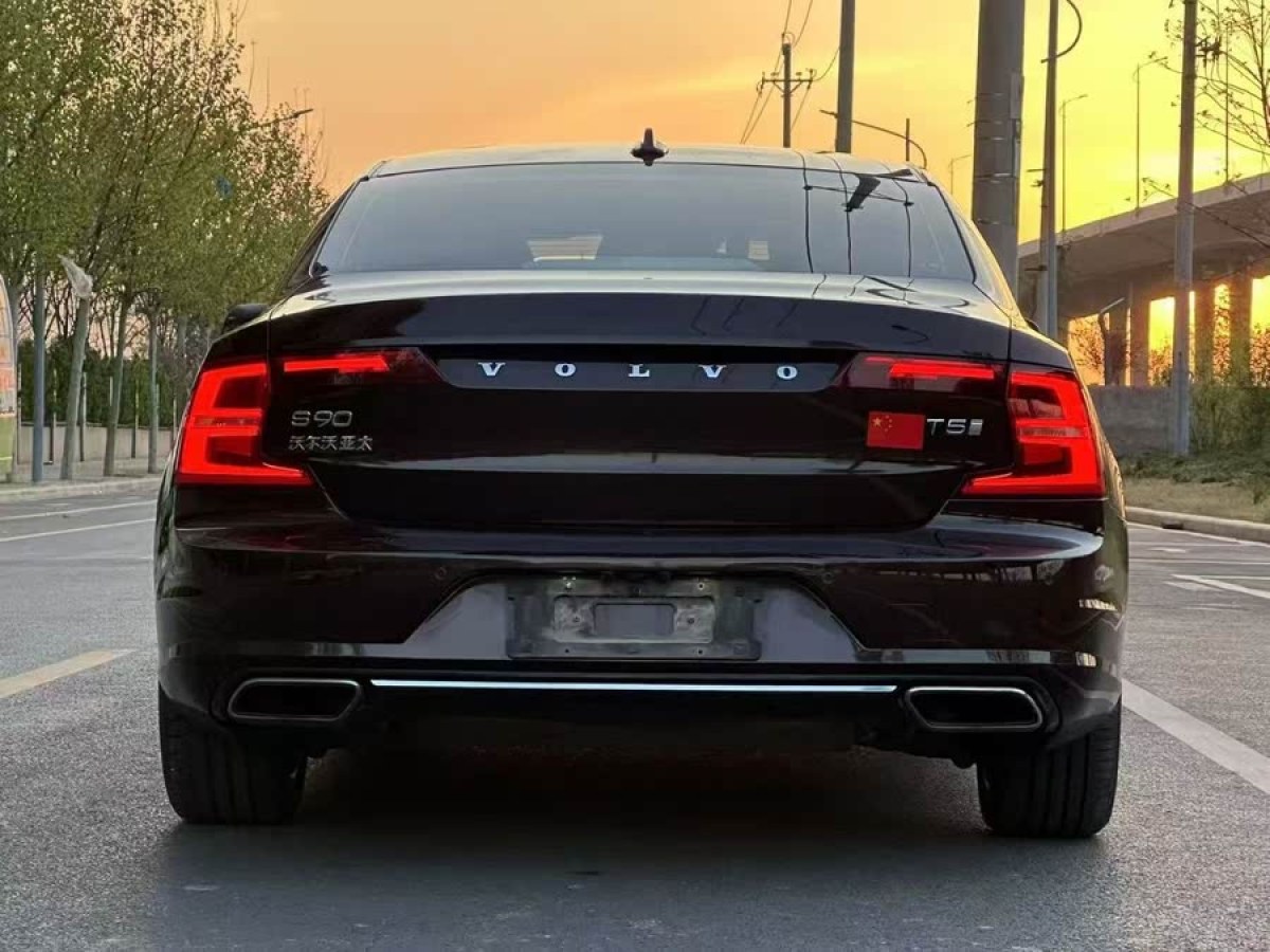 沃爾沃 S90  2019款 T5 智遠版圖片