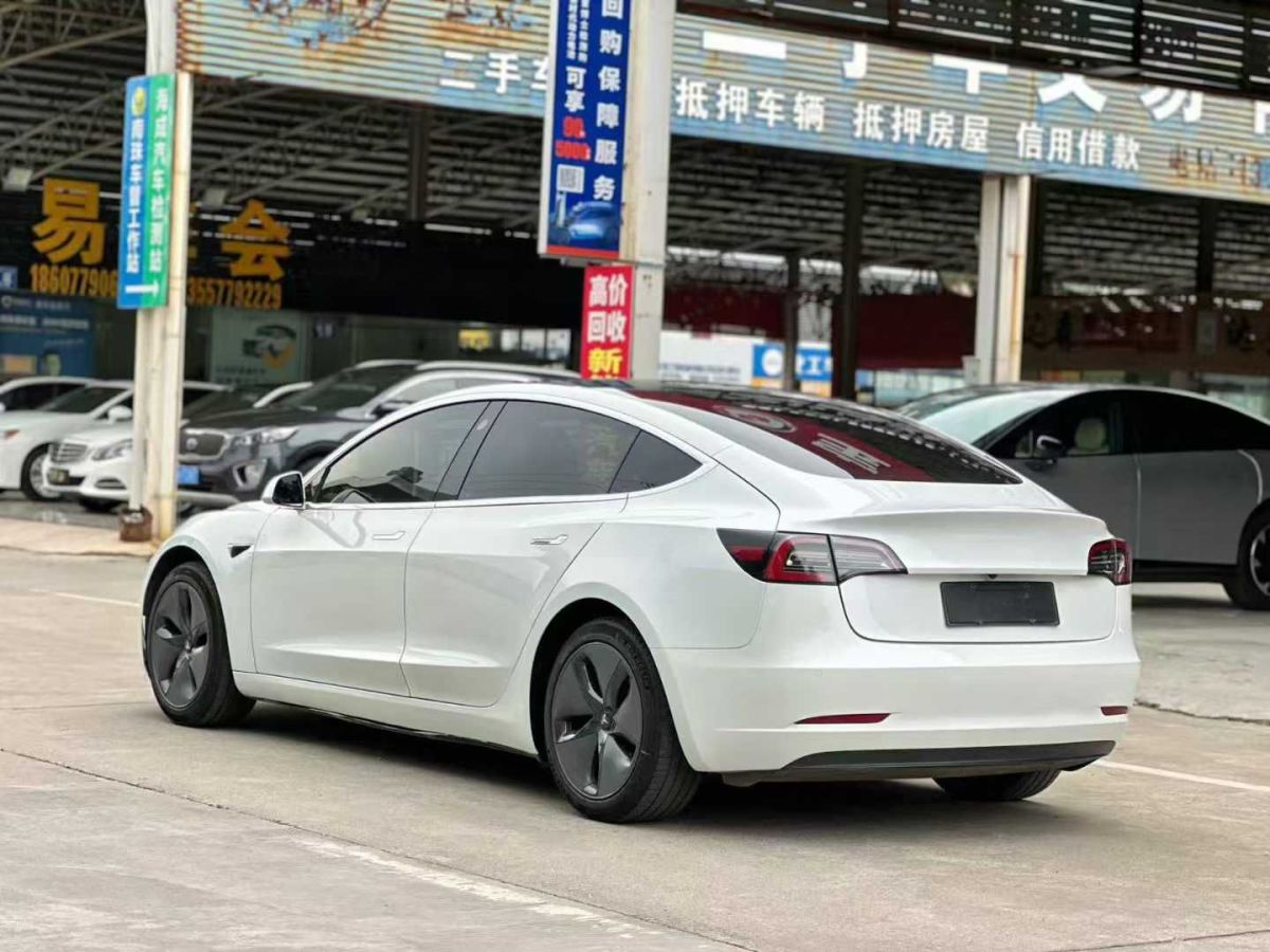 2021年1月特斯拉 Model Y  2021款 標(biāo)準(zhǔn)續(xù)航后驅(qū)版