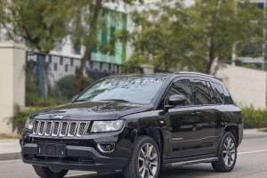 指南者 Jeep 改款 2.0L 兩驅(qū)精英版