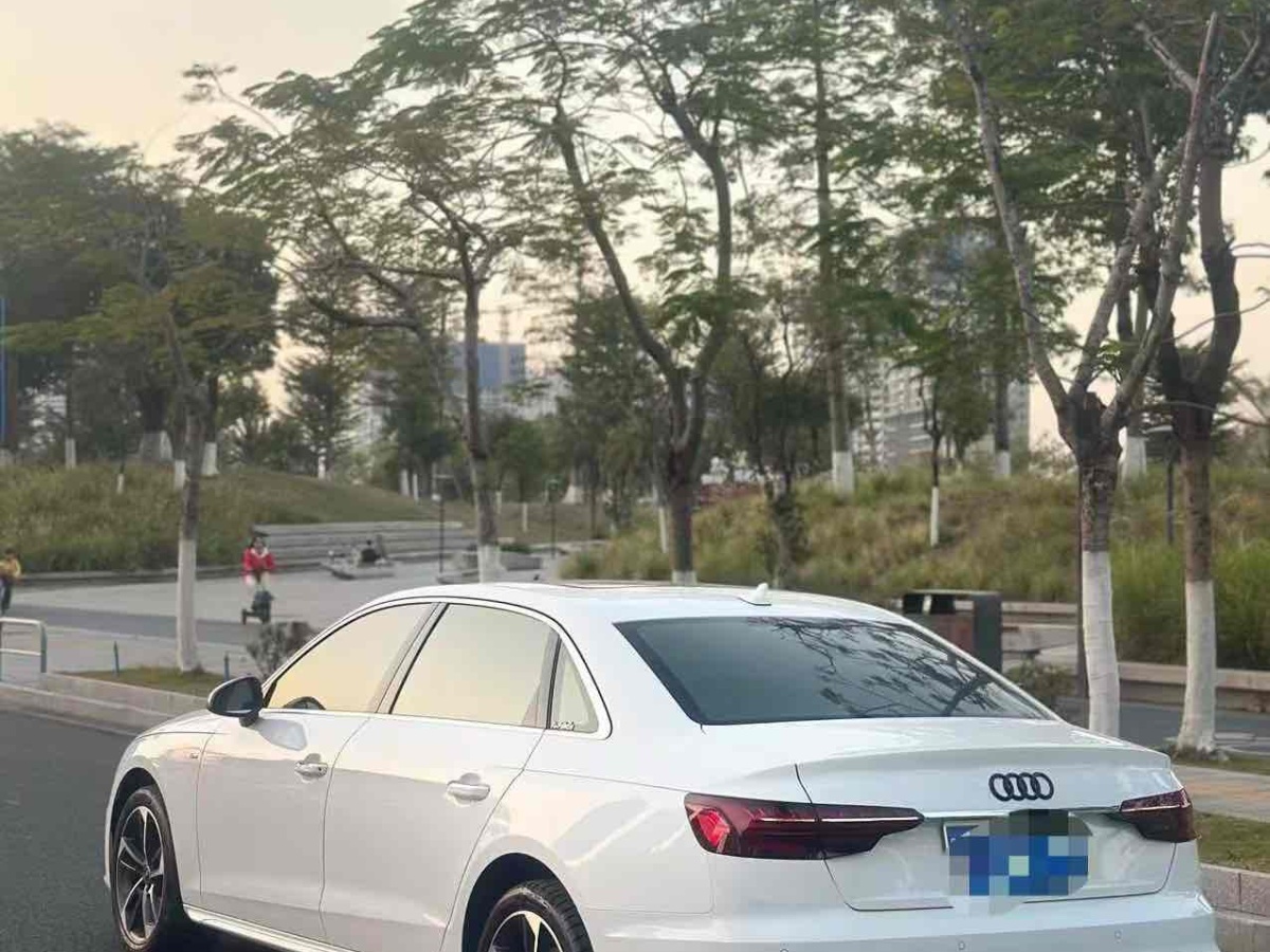 奧迪 奧迪A4L  2022款 40 TFSI 時(shí)尚動(dòng)感型圖片