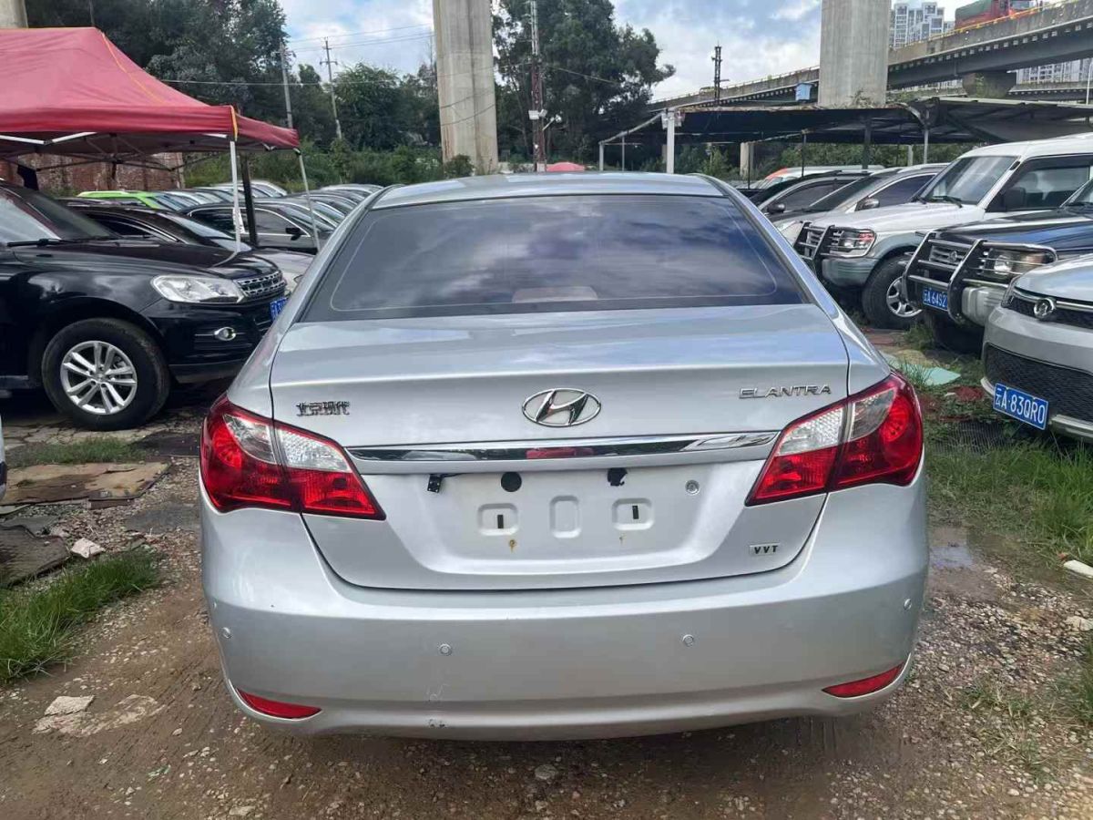 現(xiàn)代 朗動  2013款 1.6L 自動領先型圖片