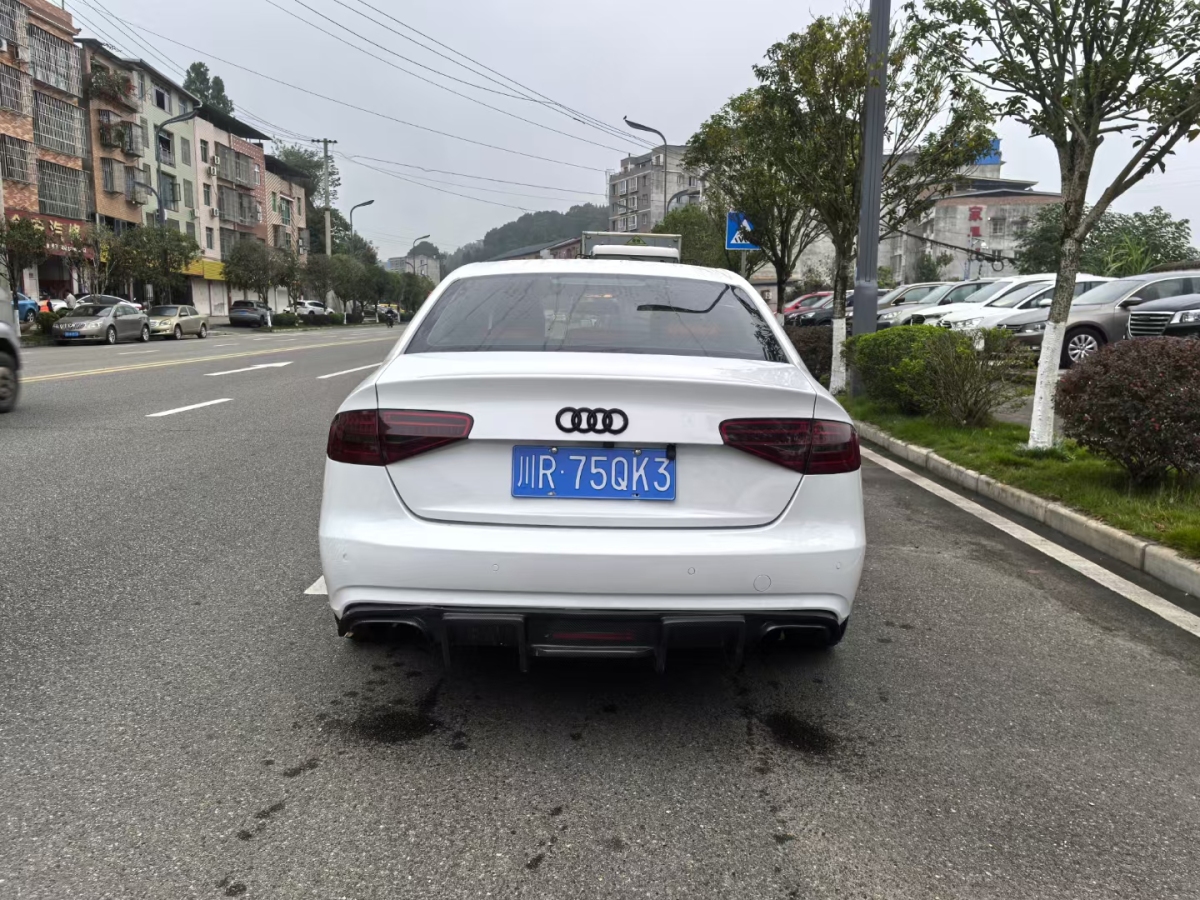 奧迪 奧迪A4L  2013款 35 TFSI 自動標(biāo)準(zhǔn)型圖片