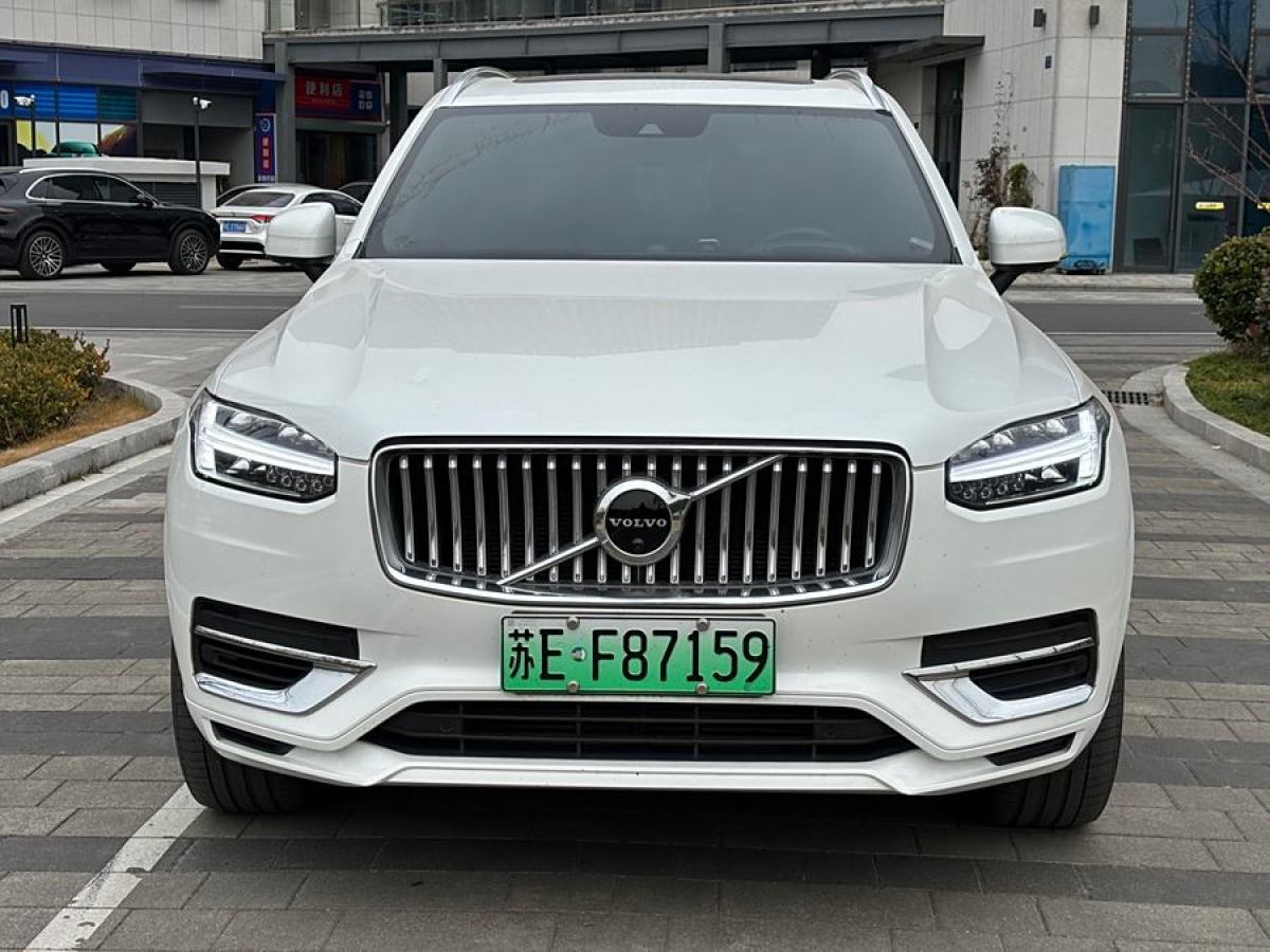 沃爾沃 XC90新能源  2022款 改款 E驅(qū)混動 T8 智尊豪華版 7座圖片