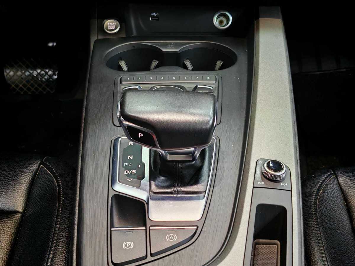 奧迪 奧迪A4L  2018款 30周年年型 40 TFSI 進取型圖片