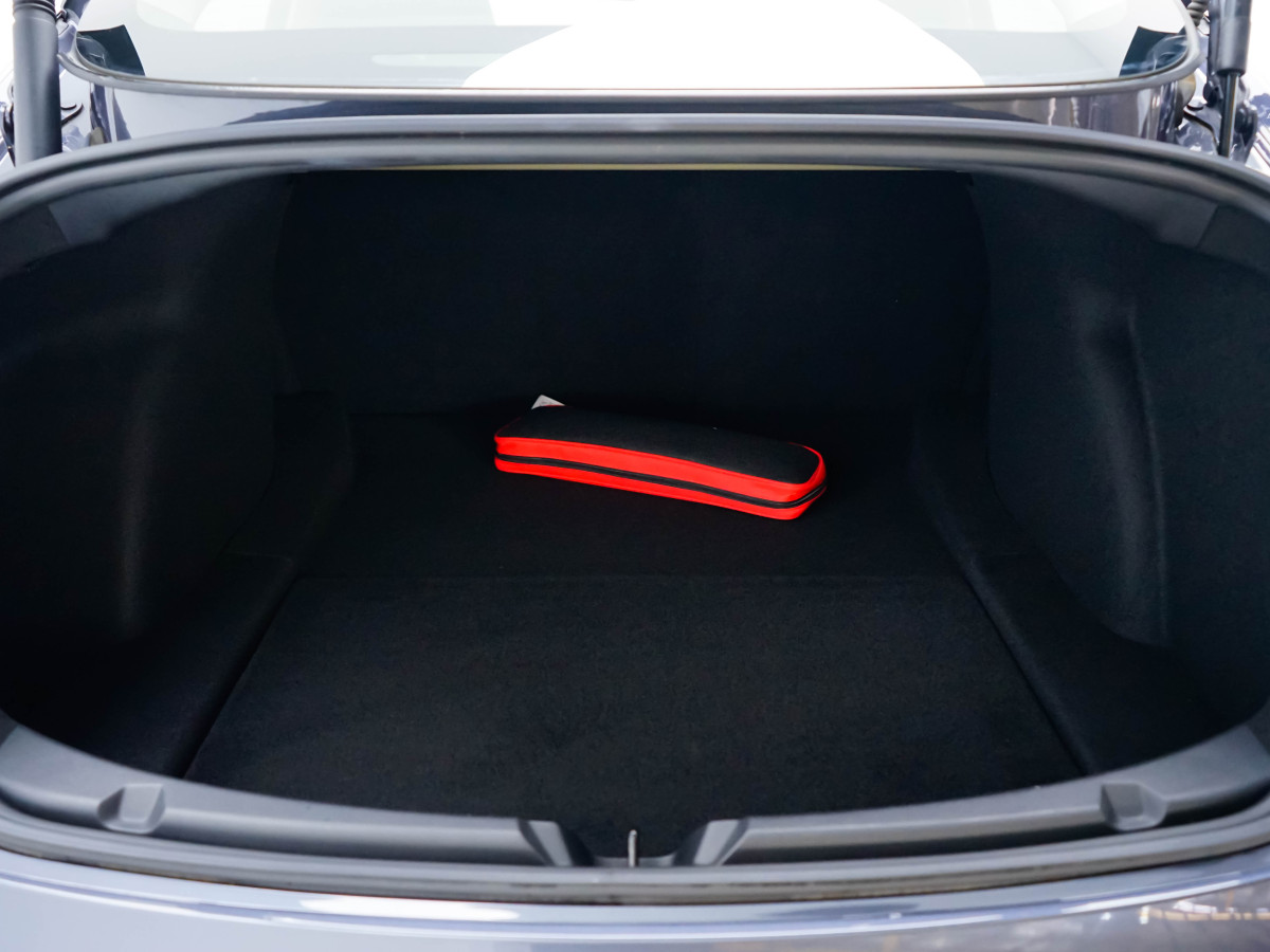 2021年4月特斯拉 Model 3  2021款 改款 標(biāo)準(zhǔn)續(xù)航后驅(qū)升級(jí)版