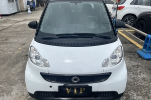 fortwo smart 1.0 MHD 硬顶新年特别版