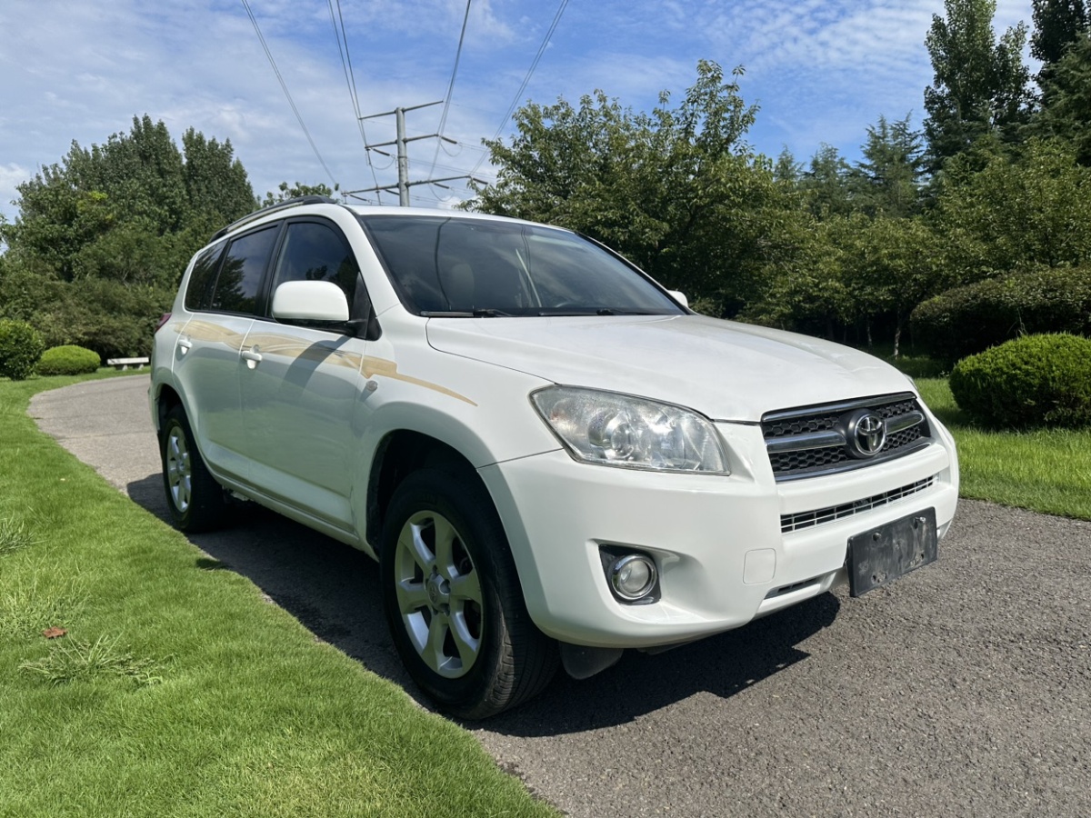 豐田 RAV4榮放  2009款 2.0L 自動(dòng)豪華版圖片