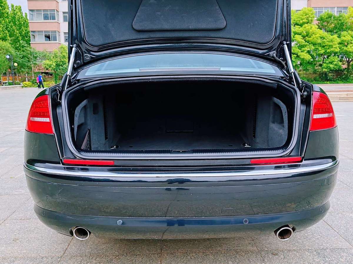 奧迪 奧迪A8  2009款 A8L 2.8 FSI 標(biāo)準(zhǔn)型圖片