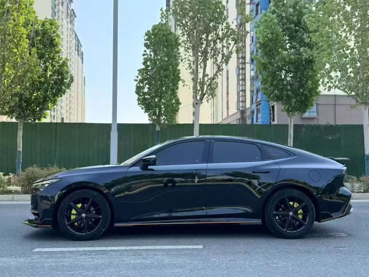 長(zhǎng)安 長(zhǎng)安UNI-V  2022款 1.5T 運(yùn)動(dòng)版圖片