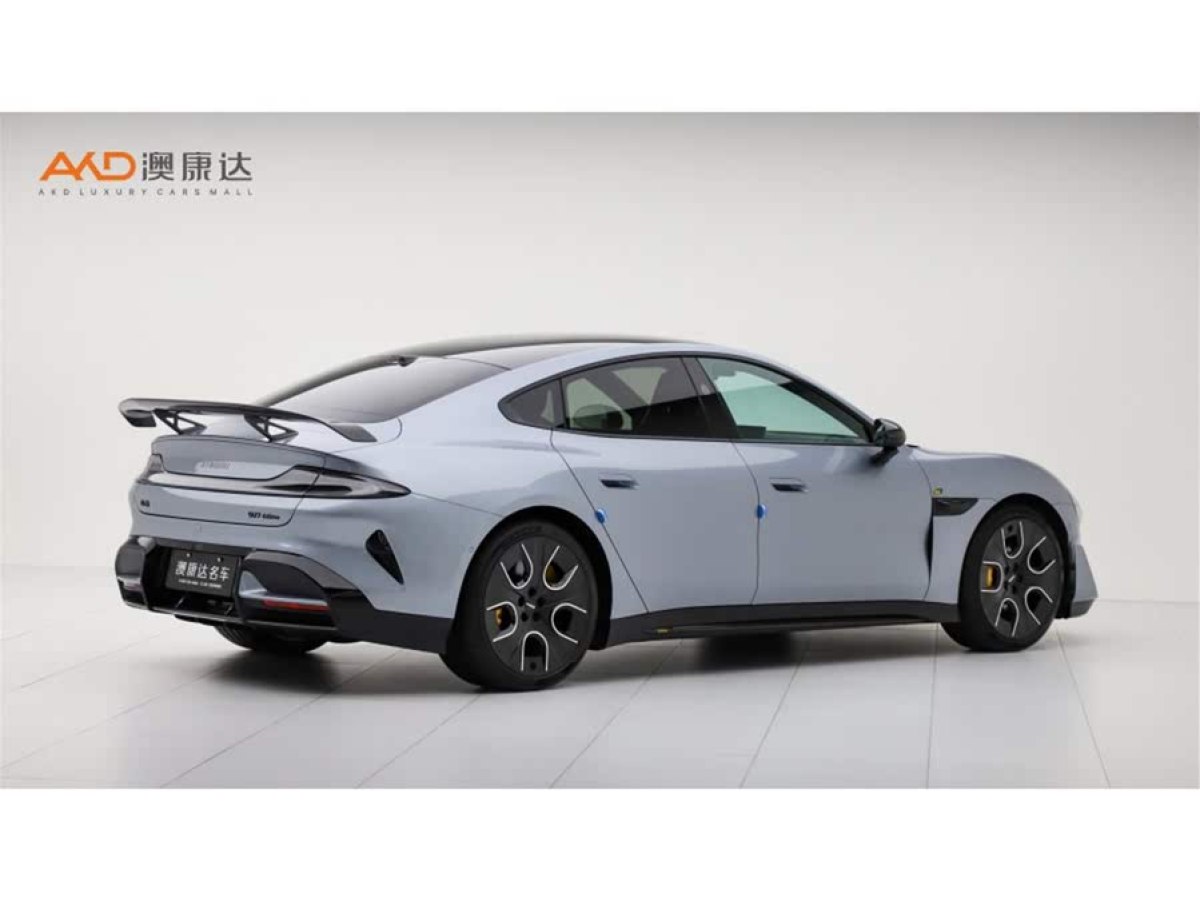 小米 小米SU7  2024款 700km 后驅(qū)標(biāo)準(zhǔn)創(chuàng)始版圖片
