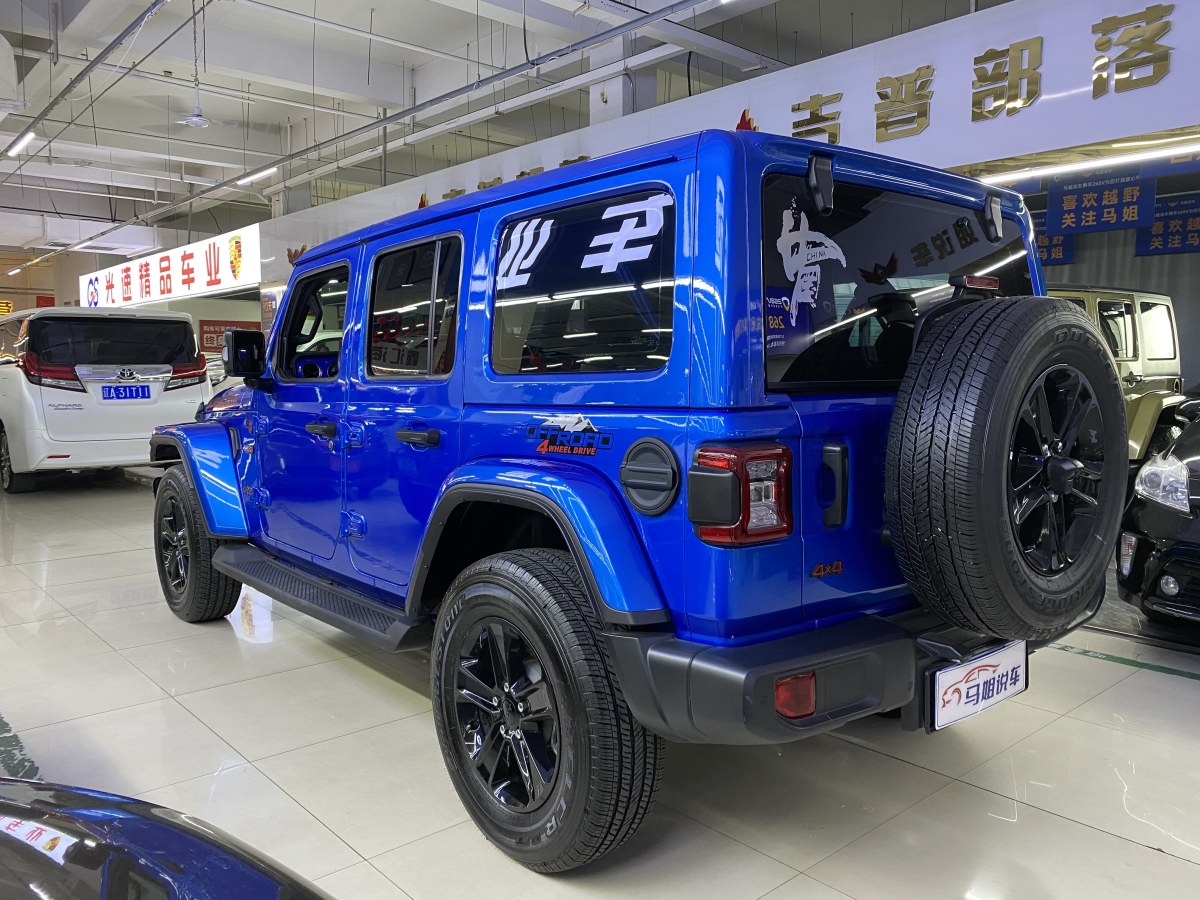 Jeep 牧馬人  2022款 2.0T 高地四門版圖片