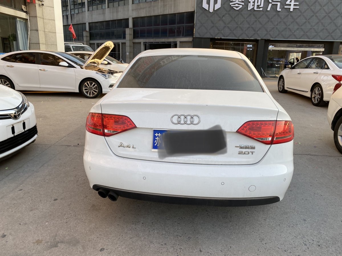 奧迪 奧迪A4L  2013款 35 TFSI 自動標(biāo)準(zhǔn)型圖片