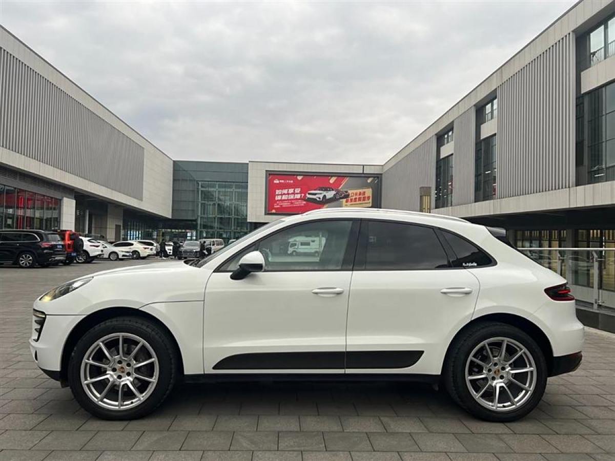 保時(shí)捷 Macan  2014款 Macan 2.0T圖片