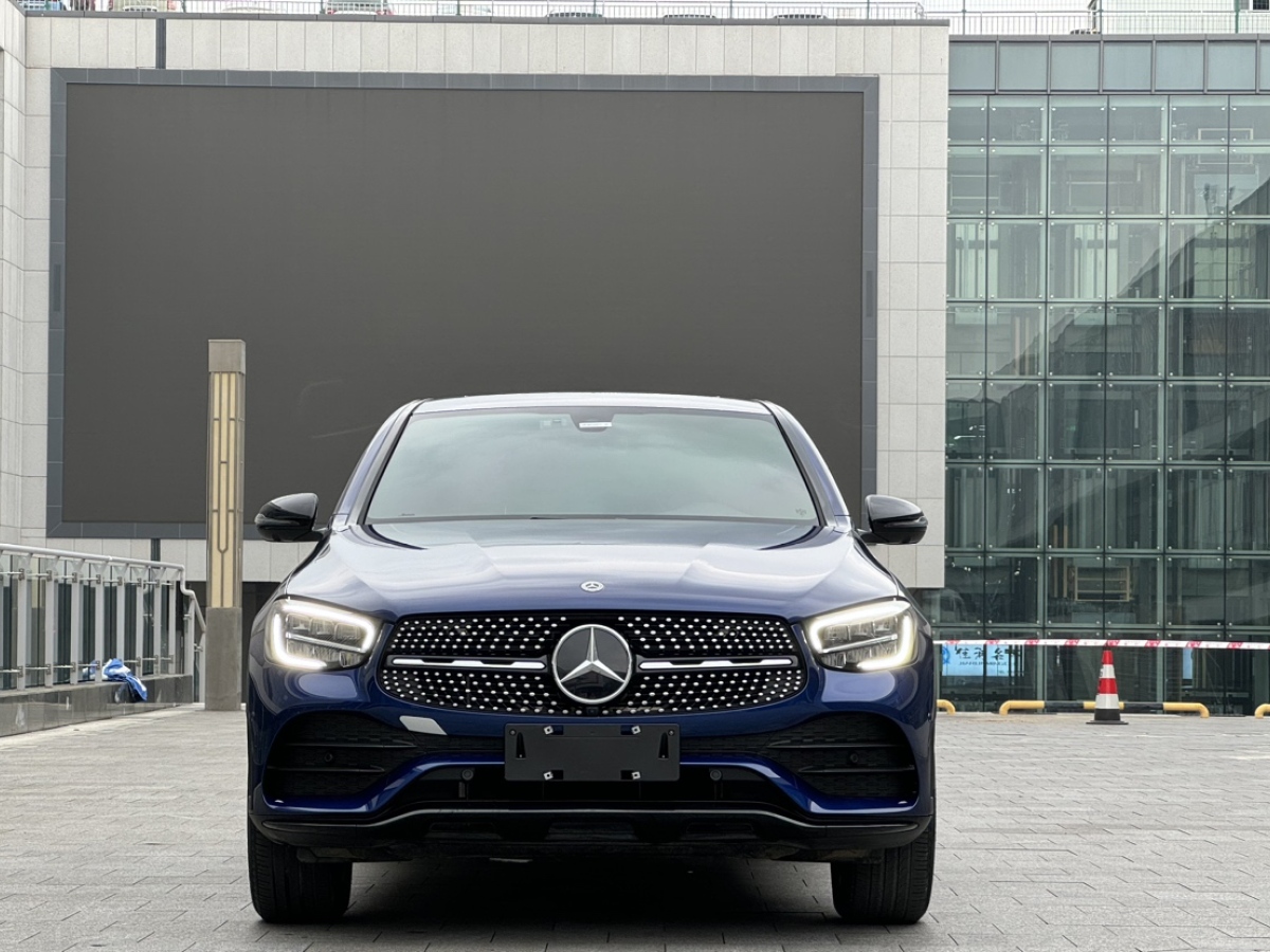 奔馳 奔馳GLC  2022款 GLC 260 4MATIC 轎跑SUV圖片