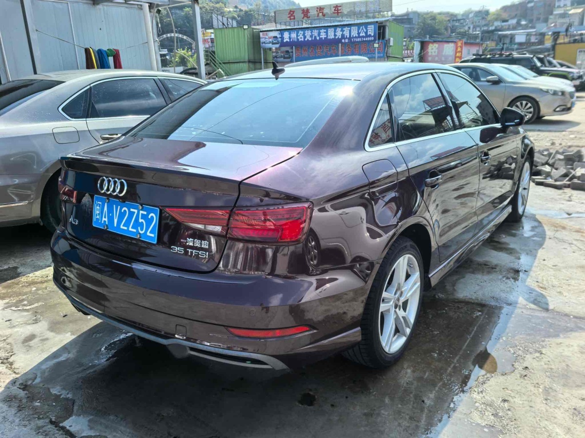 奧迪 奧迪A3  2018款 30周年年型 Sportback 35 TFSI 進(jìn)取型圖片